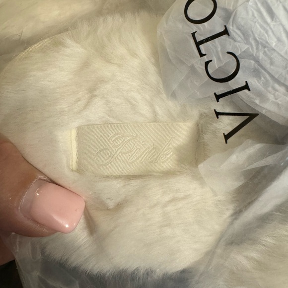 Victorias Secret Pink tan sz lg (womens 9-10) Slippers - Picture 4 of 9